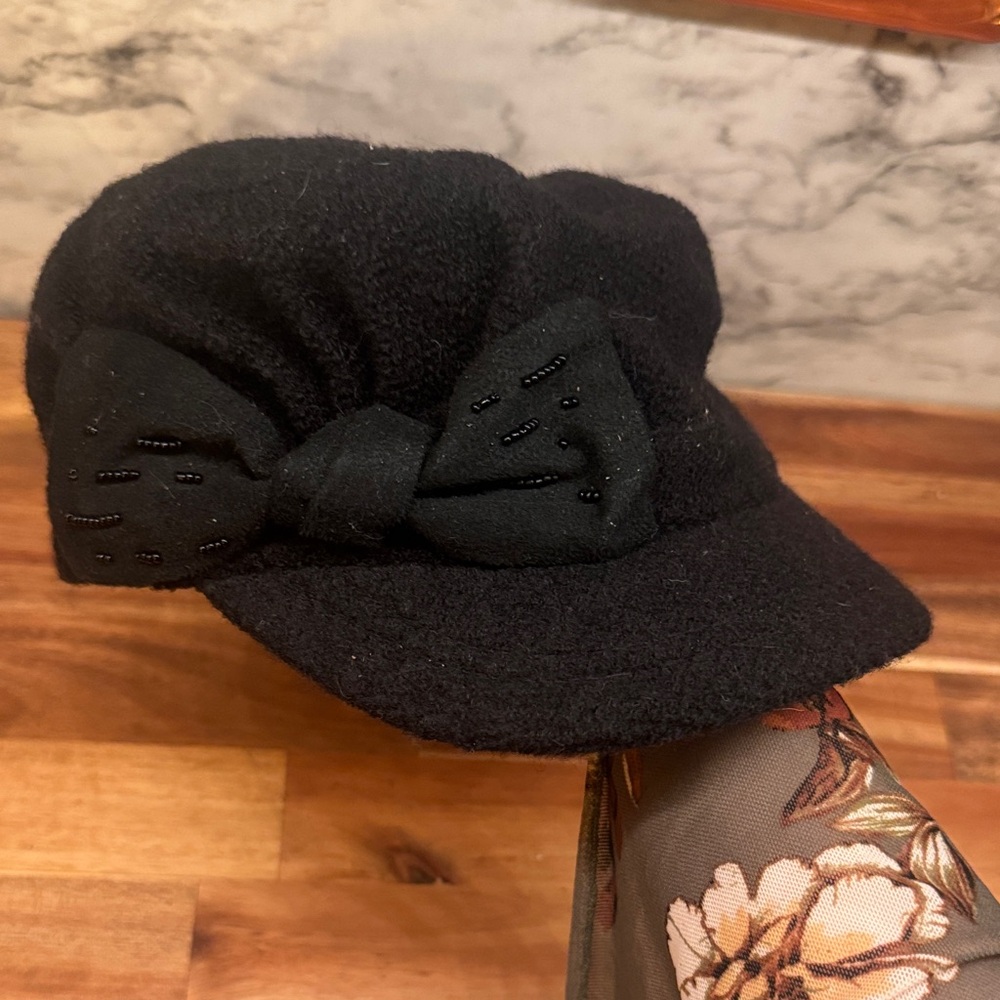Saks Fifth Avenue Black Bow Women's Hat